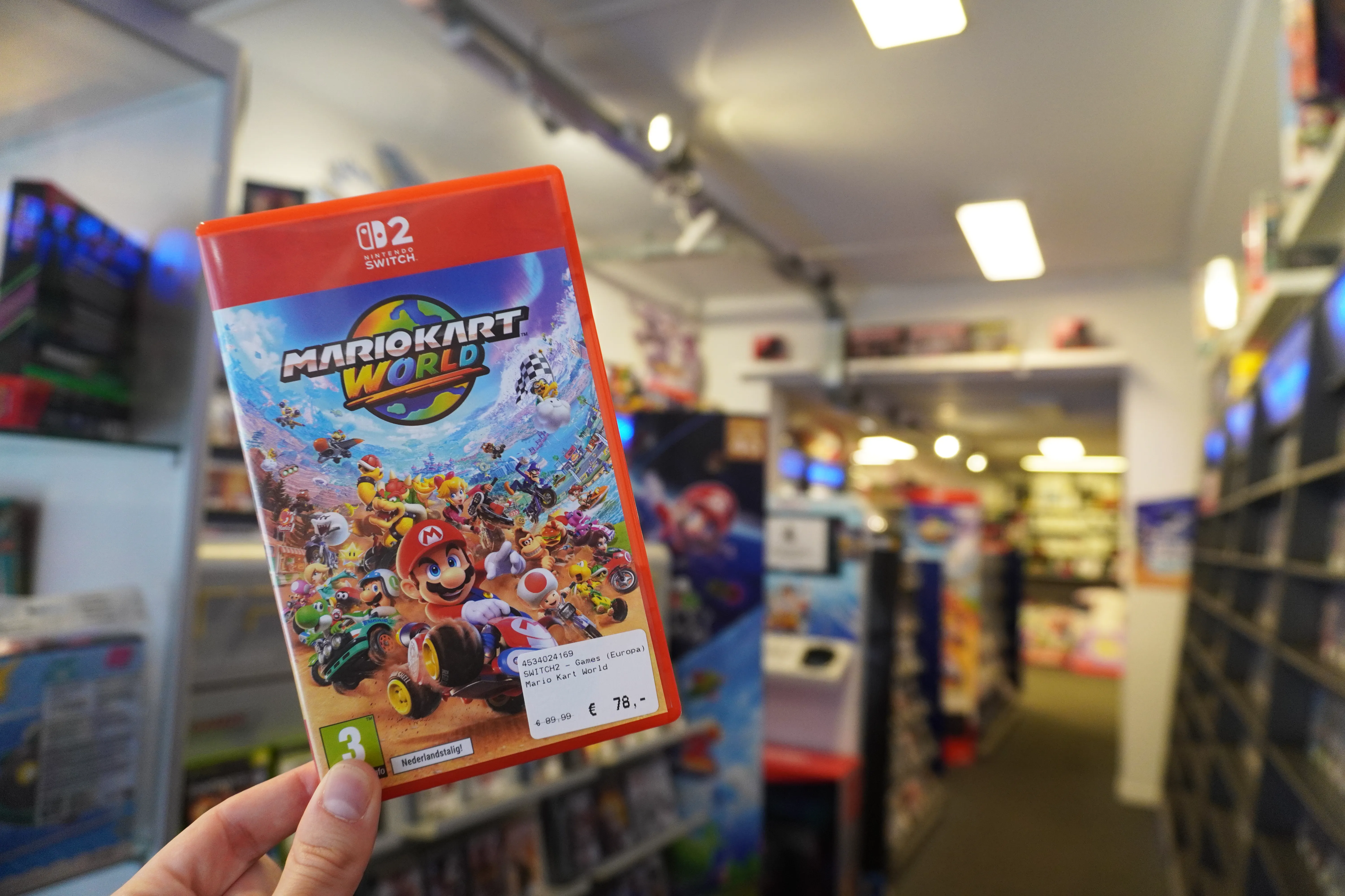 Mario Kart World in de hand bij Nedgame